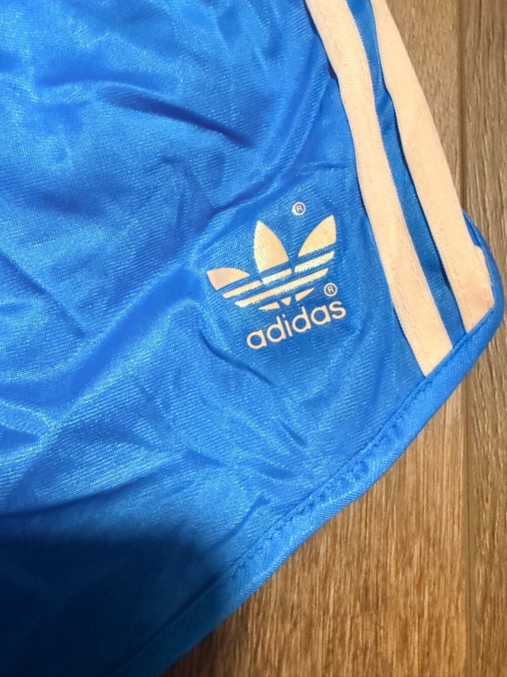 80s Adidas Shiny Nylon Sprinter Shorts Ladies Large Blue White Trefoil USA retro - Picture 3 of 8